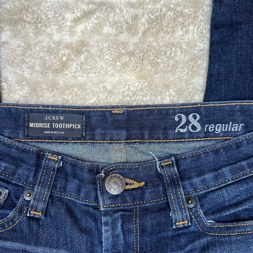 J. Crew classic medium/dark wash Midrise Toothpick skinny jeans Size 28 - Picture 4 of 5
